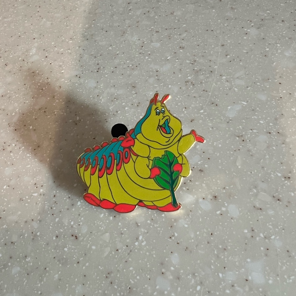 Heimlich Pin